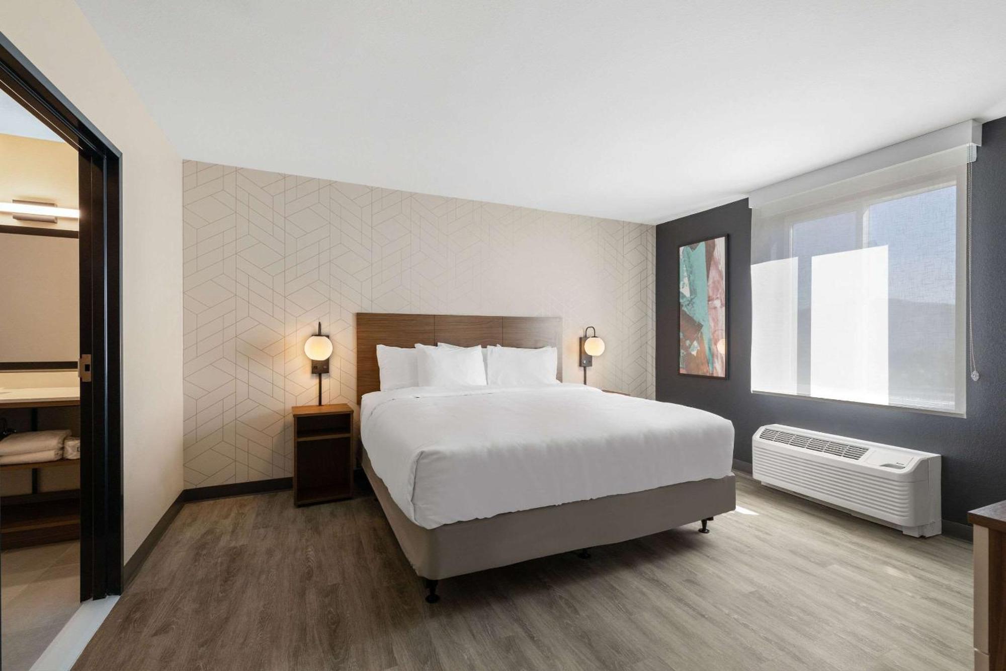 Everhome Suites Корона Екстер'єр фото